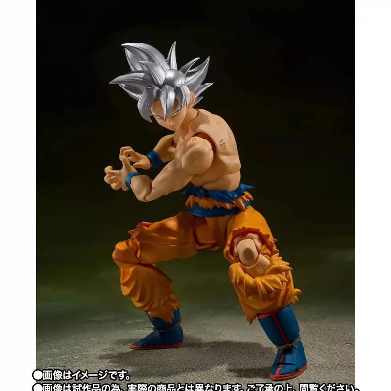 Dragon Ball Super Goku Ultra Istinto Bandai S.H. Figupedia Toyotaro Edition VJ30TH