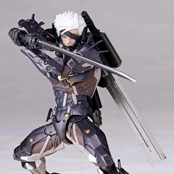 Bundle Metal Gear Rising: Revegeance Raiden Black And White GK Figure