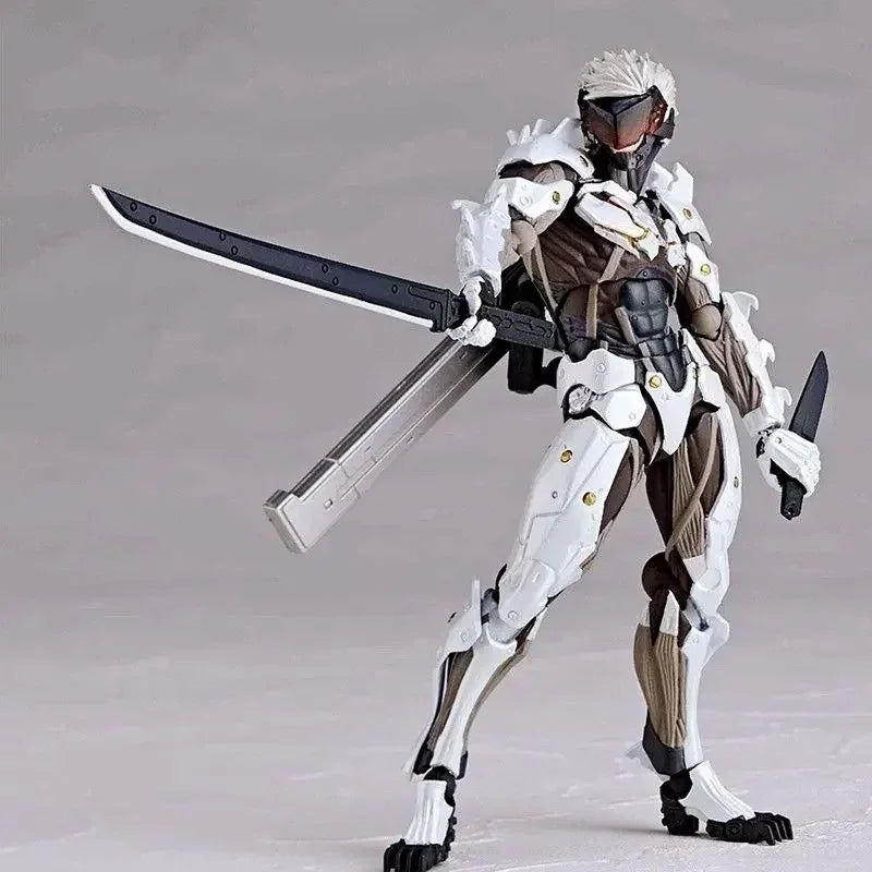 Metal Gear Rising: Revengeance Raiden Con Accessori GK Figure