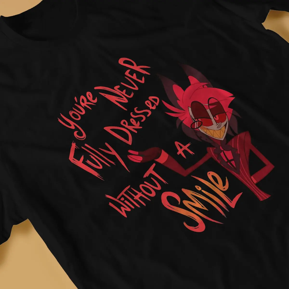 Hazbin Hotel T-shirt in cotone Alastor "You are never fully dressed without a smile"