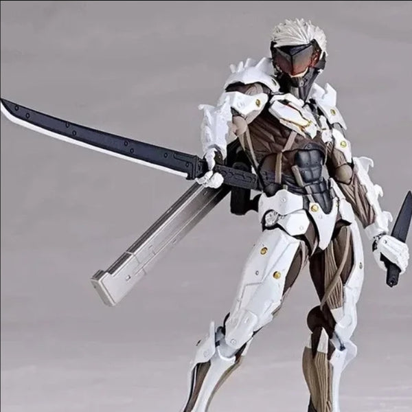 Metal Gear Rising: Revengeance Raiden Con Accessori GK Figure